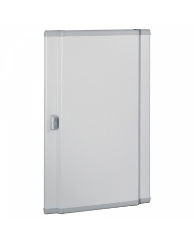 Дверь изогнутая металлическая Legrand 020554 в Химках Аксессуары для стоек и шкафов Pintop.ru