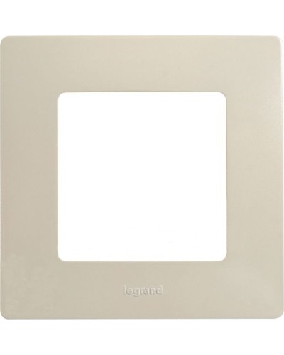 Рамка 1 пост Etika слоновая кость Legrand 672511 в Химках Аксессуары для кабель-канала Pintop.ru